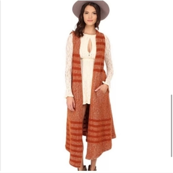 Free People Women Sweater Vest Queens Park Maxi Knit Wool Asymmetrical Cardigan - Picture 1 of 7